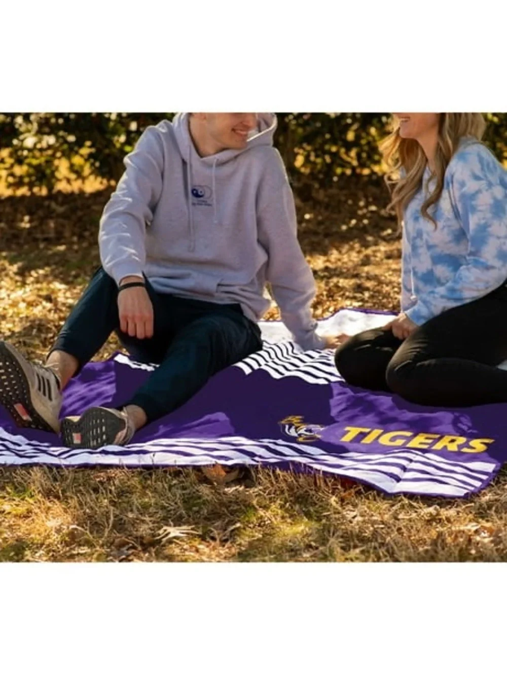Benedict College Tigers Purple & White Quilted Outdoor Throw Blanket 60x70”